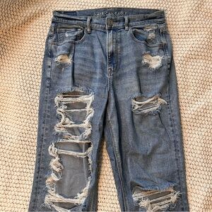 American Eagle 90s Boyfriend Jeans, Medium Wash, Distressed
